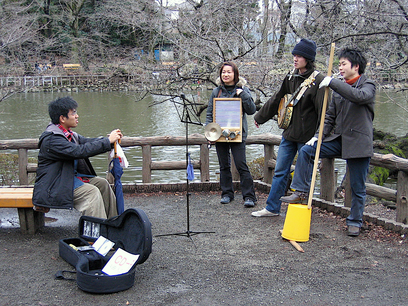 Comedie bande ὰ parc d Inokashira Kichijoji